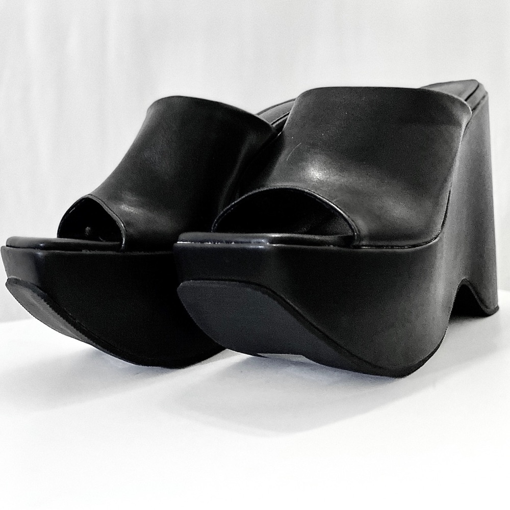 Chase + Chloe Black Platform Shoes